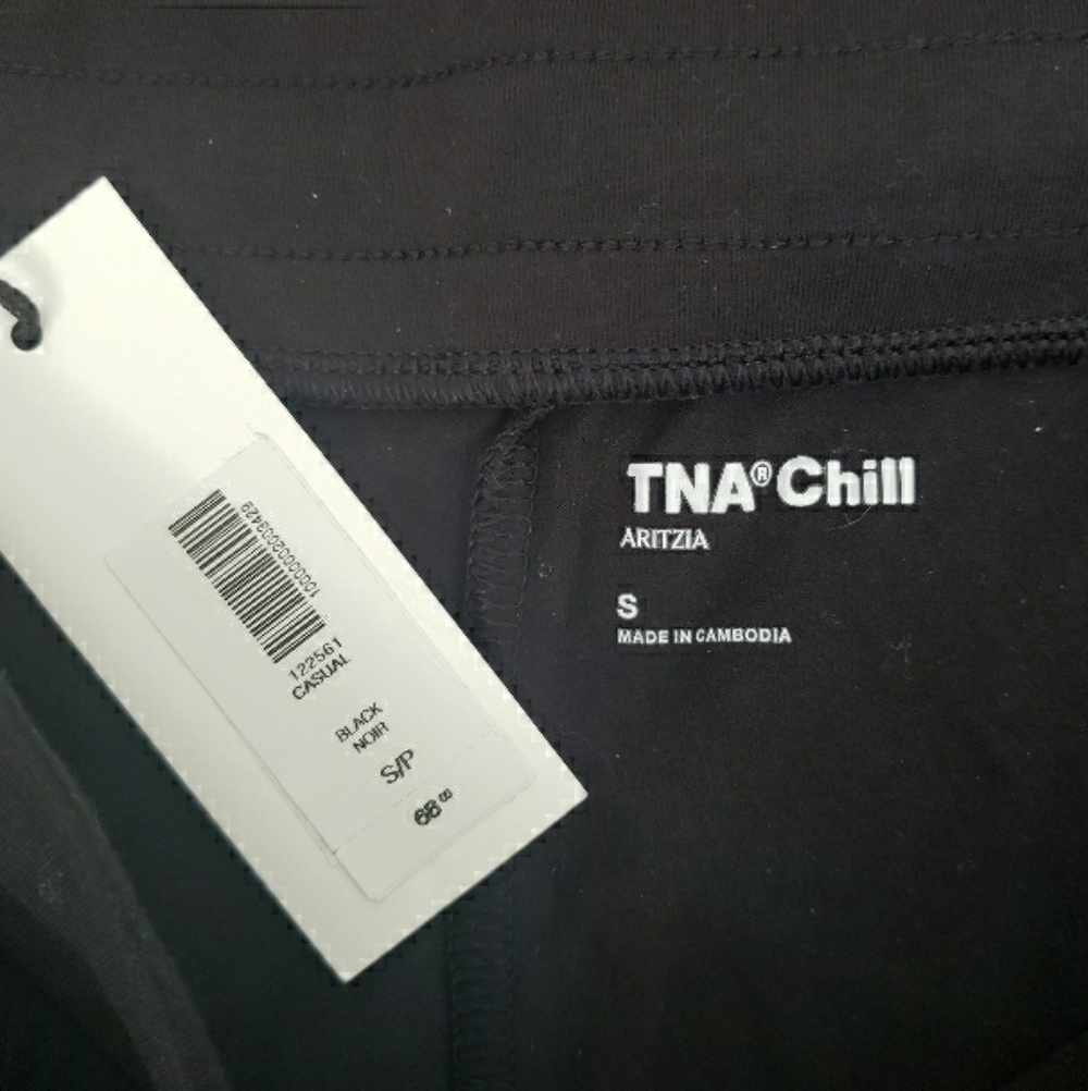 NWT Aritzia TNA Chill Pant- S - Picture 4 of 4